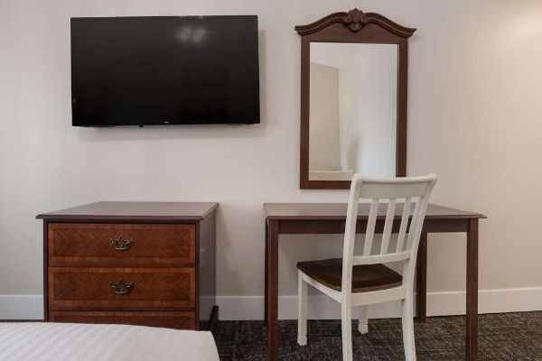 Canadas Best Value Inn (Brackley)